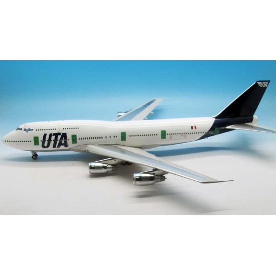 IF743UTA001 - 1/200 UTA BOEING 747-300 F-GETA WITH STAND