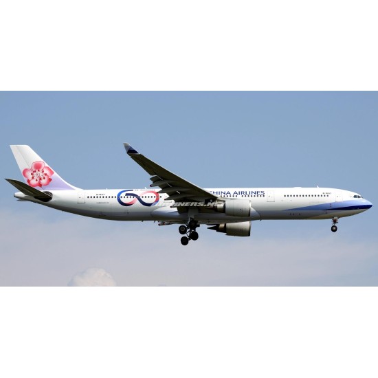 1/400 CHINA AIRLINES AIRBUS A330-300 60TH ANNIVERSARY REG: B