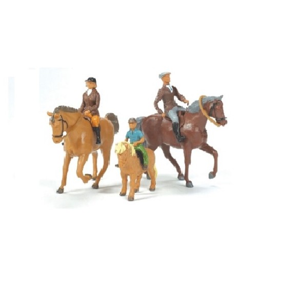 1/32 HORSES AND RIDERS