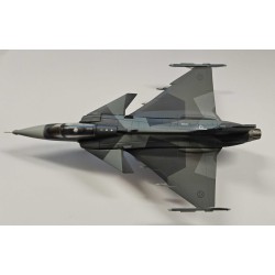 AVIATION72 1/72 SAAB GRIPEN SWEDISH AF 6003 AV7243010 - DAMAGED MODEL