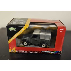 BRITAINS 1/32 LAND ROVER DEFENDER 110 AND CANOPY GREEN BF42732 BOX DAMAGED