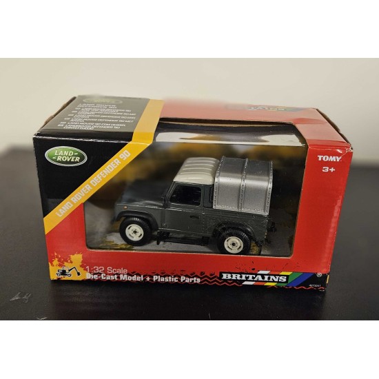 BRITAINS 1/32 LAND ROVER DEFENDER 110 AND CANOPY GREEN BF42732 BOX DAMAGED BRITAINS 1/32 LAND ROVER DEFENDER 110 AND CANOPY GREEN BF42732 BOX DAMAGED