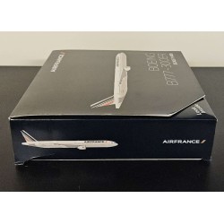 GEMINI JETS 1/400 AIR FRANCE B777-300ER F-GZNH (NEW LIVERY) GJAFR2248 - TORN BOX