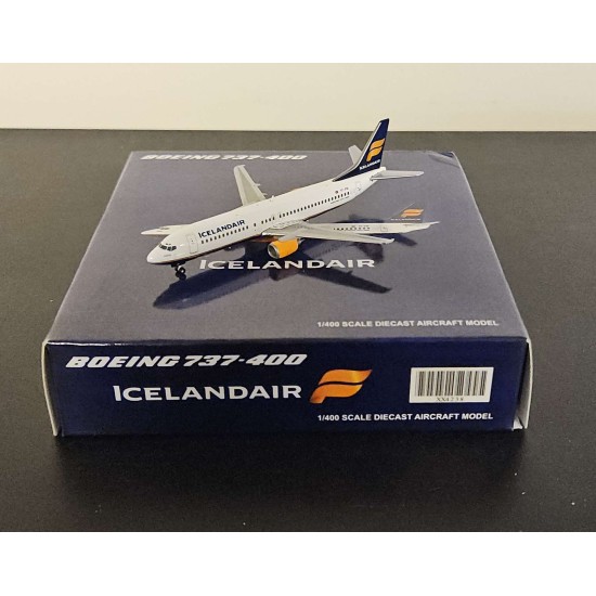 JC WINGS 1/400 ICELAND AIR BOEING 737-400 TF-FID WITH ANTENNA XX4238 BOX CREASED