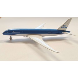 PPC KLM B787 DIECAST MODEL PLANE - MISSING ENGINE