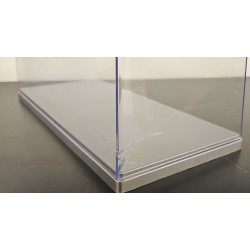 1/24 DISPLAY CASE SILVER BASE 28Lx13Wx11H CM APPROX T9-2499075 - CRACKED CASE