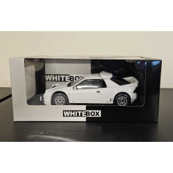 WHITEBOX 1/24 FORD RS 200 WHITE 1984 WB124211 - BOX SPLIT