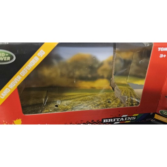 BRITAINS 1/32 LAND ROVER DEFENDER 110 AND CANOPY GREEN 42732 BOX DAMAGED