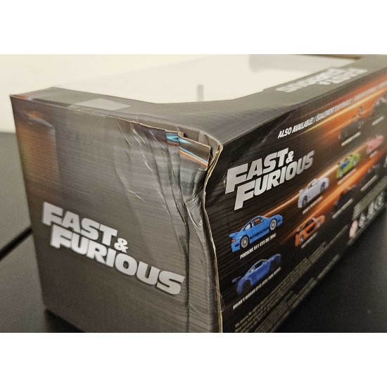 JADA 1/24 HOBBS AND SHAW CUSTOM PETERBILT TRUCK 32089 BOX DAMAGE