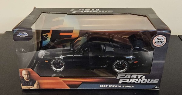 JADA 1/24 FAST AND FURIOUS - 1995 TOYOTA SUPRA 33380 - BOX DAMAGED