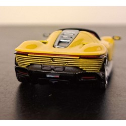 BBR 1/64 FERRARI DAYTONA SP3 GIALLO MODENA BBRFER64018 - DEFECT
