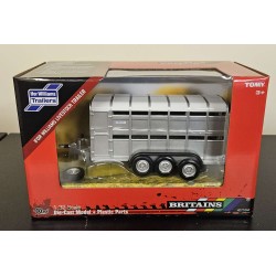 BRITAINS 1/32 IFOR WILLIAMS LIVESTOCK TRAILER 40710A2 - BROKEN WHEEL