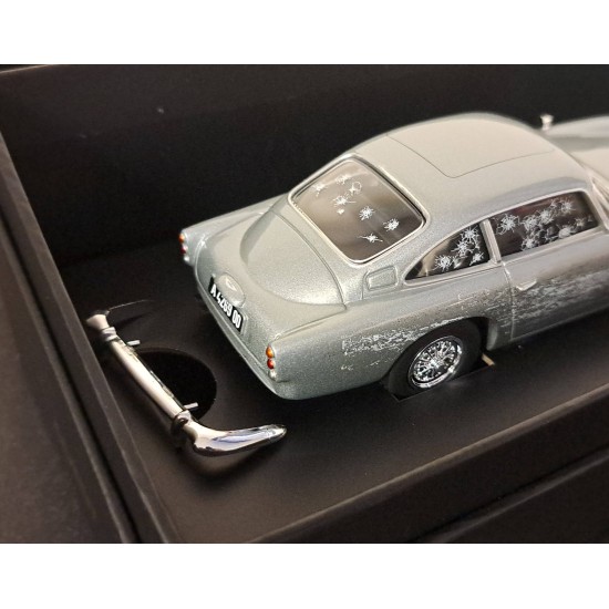 CORGI 1/36 JAMES BOND ASTON MARTIN DB5 'NO TIME TO DIE' CC04314 - DAMAGED
