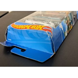 HOT WHEELS 1806 CAR MEET 5 CAR GIFTPACK HLY78 - BOX DAMAGE HOT WHEELS 1806 CAR MEET 5 CAR GIFTPACK HLY78 - BOX DAMAGE