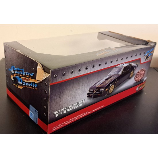 JADA 1/24 PONTIAC FIREBIRD SMOKEY AND THE BANDIT + BELT BUCKLE 30998 BOX DAMAGE JADA 1/24 PONTIAC FIREBIRD SMOKEY AND THE BANDIT + BELT BUCKLE 30998 BOX DAMAGE