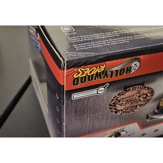 JADA 1/24 PONTIAC FIREBIRD SMOKEY AND THE BANDIT + BELT BUCKLE 30998 BOX DAMAGE JADA 1/24 PONTIAC FIREBIRD SMOKEY AND THE BANDIT + BELT BUCKLE 30998 BOX DAMAGE