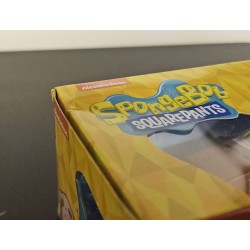 JADA 1/32 1980 CHEVY K5 BLAZER WITH SPONGEBOB FIGURE 31798 - SQUASHED BOX JADA 1/32 1980 CHEVY K5 BLAZER WITH SPONGEBOB FIGURE 31798 - SQUASHED BOX