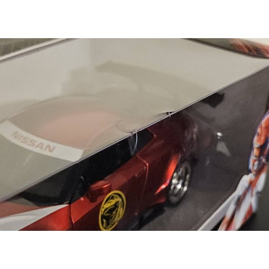 JADA 1/24 2009 NISSAN GT-R AND RED POWER RANGER 31908 - BOX WINDOW CREASED JADA 1/24 2009 NISSAN GT-R AND RED POWER RANGER 31908 - BOX WINDOW CREASED