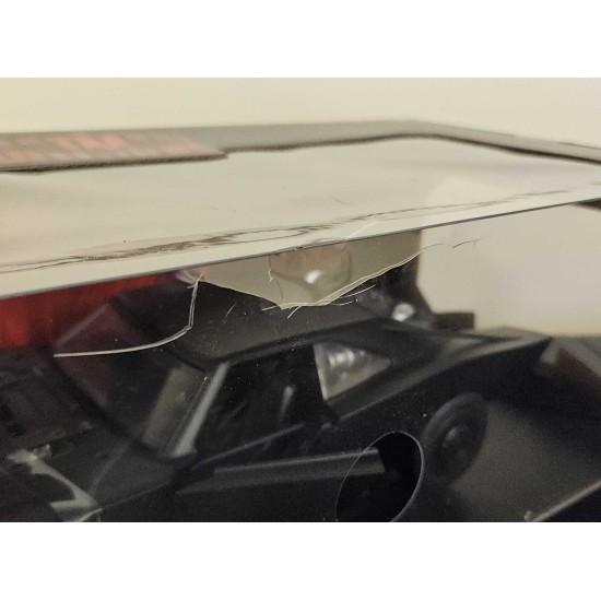 JADA 1/18 THE BATMAN BATMOBILE WITH LIGHTS AND FIGURE 32504 - BOX SPLIT