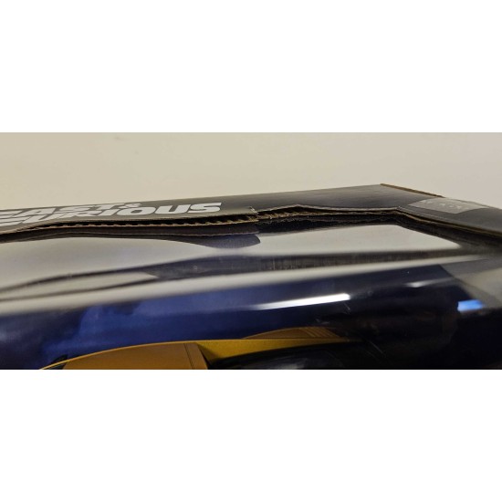 JADA 1/24 LAMBORGHINI GALLARDO SUPERLEGGERA YELLOW 32609 - PAINT DEFECT