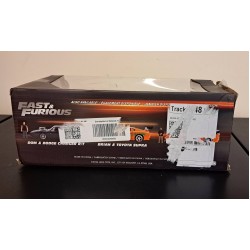 JADA 1/24 FAST AND FURIOUS DOM'S DODGE CHARGER R/T WITH FIGURE 35907 BOX DAMAGE JADA 1/24 FAST AND FURIOUS DOM'S DODGE CHARGER R/T WITH FIGURE 35907 BOX DAMAGE
