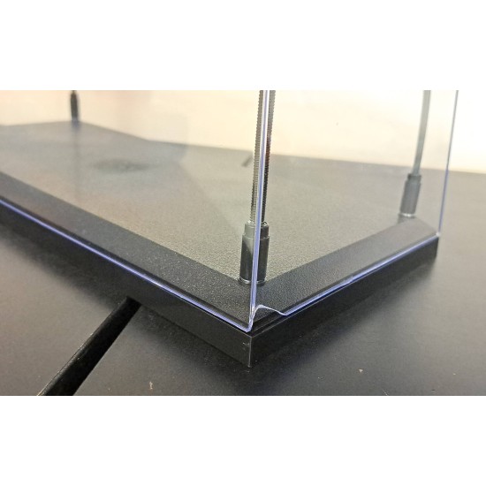 1/18 LED DISPLAY CASE 4 ADJUSTABLE LIGHTS 35 X 15 T9-189910 - CRACKED/CHIPPED 1/18 LED DISPLAY CASE 4 ADJUSTABLE LIGHTS 35 X 15 T9-189910 - CRACKED/CHIPPED