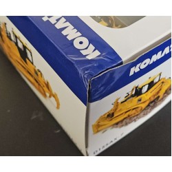 UNIVERSAL HOBBIES 1/50 KOMATSU D155AX-7 CRAWLER DOZER UH8010 - BOX DAMAGE