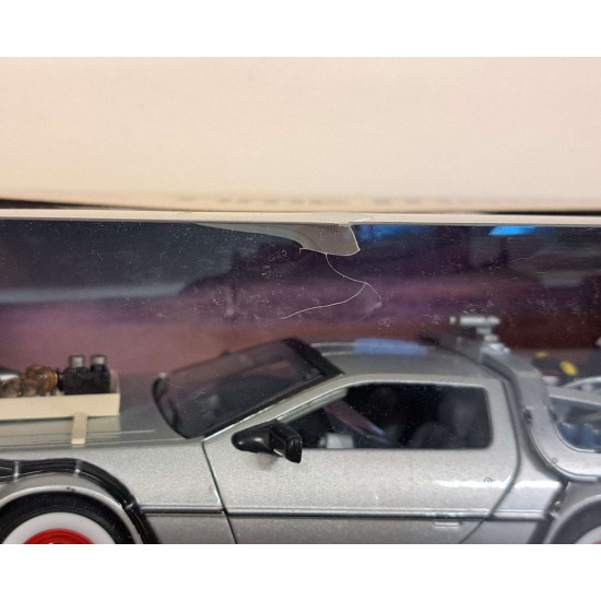 WELLY 1/24 BACK TO THE FUTURE III DELOREAN 22444W - BOX SPLIT WELLY 1/24 BACK TO THE FUTURE III DELOREAN 22444W - BOX SPLIT