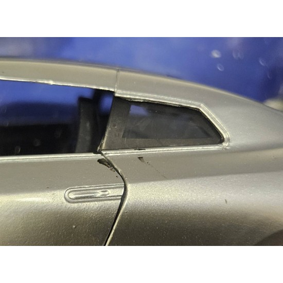 JADA 1/24 2009 NISSAN SKYLINE GT-R (R35) FAST AND FURIOUS 97212 - PAINT DAMAGE JADA 1/24 2009 NISSAN SKYLINE GT-R (R35) FAST AND FURIOUS 97212 - PAINT DAMAGE