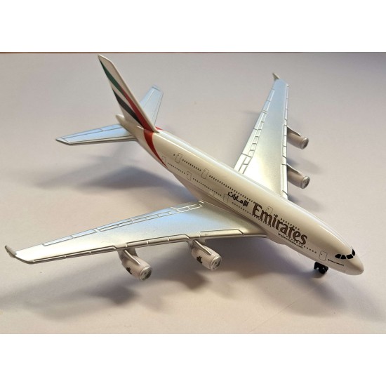 DARON EMIRATES A380 DIECAST TOY MODEL RT9904 - NO BOX DARON EMIRATES A380 DIECAST TOY MODEL RT9904 - NO BOX