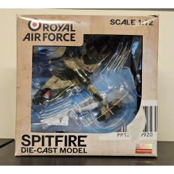 RAF 1/72 SUPERMARINE SPITFIRE MK VB 1941 40605 - MODEL DAMAGE