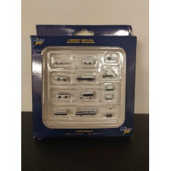 GEMINI JETS 1/400 AIRPORT ACCESSORY SET A SUPPORT VEHICLES BOX DAMAGE GEMINI JETS 1/400 AIRPORT ACCESSORY SET A SUPPORT VEHICLES BOX DAMAGE