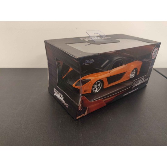 JADA 1/32 HANS MAZDA RX7 1993 FAST AND FURIOUS 30736 BOX CRUSHED JADA 1/32 HANS MAZDA RX7 1993 FAST AND FURIOUS 30736 BOX CRUSHED