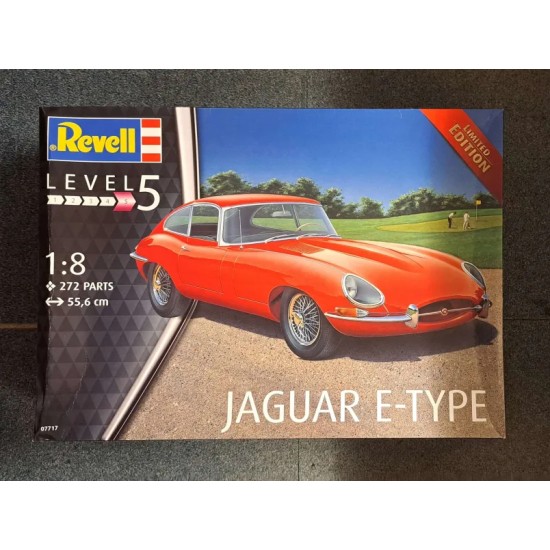 REVELL 1/8 JAGUAR E-TYPE (PLASTIC KIT) 07717 - CREASED BOX