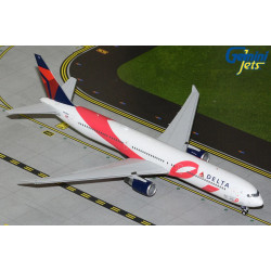 1/200 DELTA AIRLINES B767-400ER N845MH BCRF BREAST CANCER G2DAL1446