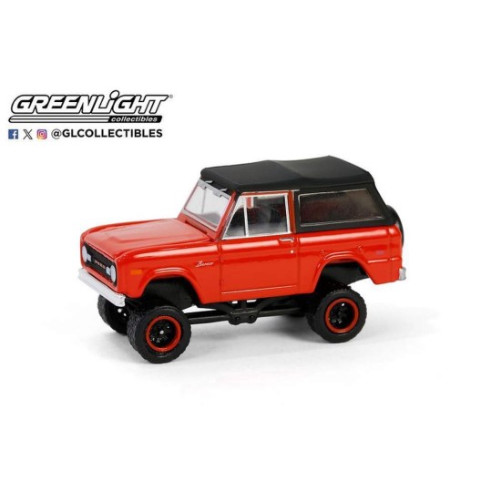 1/64 ALL TERRAIN SERIES 16 1969 FORD BRONCO LIFTED WITH SOFT TOP 35290-B