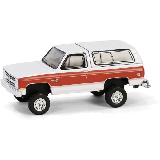 1/64 1984 CHEVROLET K5 BLAZER SILVERADO LIFTED 35290-E