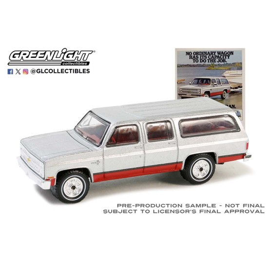 GL39140-F - 1/64 VINTAGE AD CARS SERIES 10 - 1981 CHEVROLET SUBURBAN SOLID PACK
