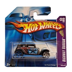 HOT WHEELS 2006 HIGHWAY HORROR 02/05 '32 FORD VICKY 092/223 SHORT CARD J3418