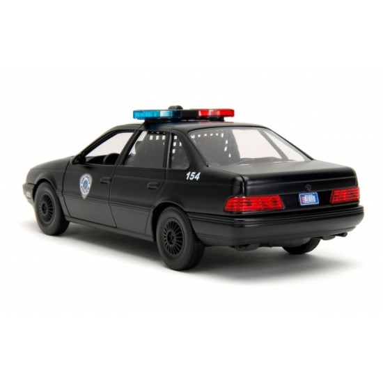 1/24 OCP FORD TAURUS WITH ROBOCOP FIGURE 35TH ANNIVERSARY 33743