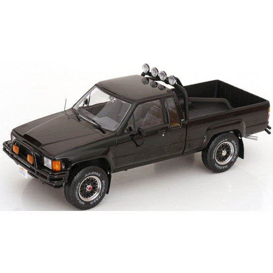 KKDC181565 - 1/18 TOYOTA TRUCK XTRA CAB 4X4 (HILUX) BACK TO THE FUTURE PART II BLACK