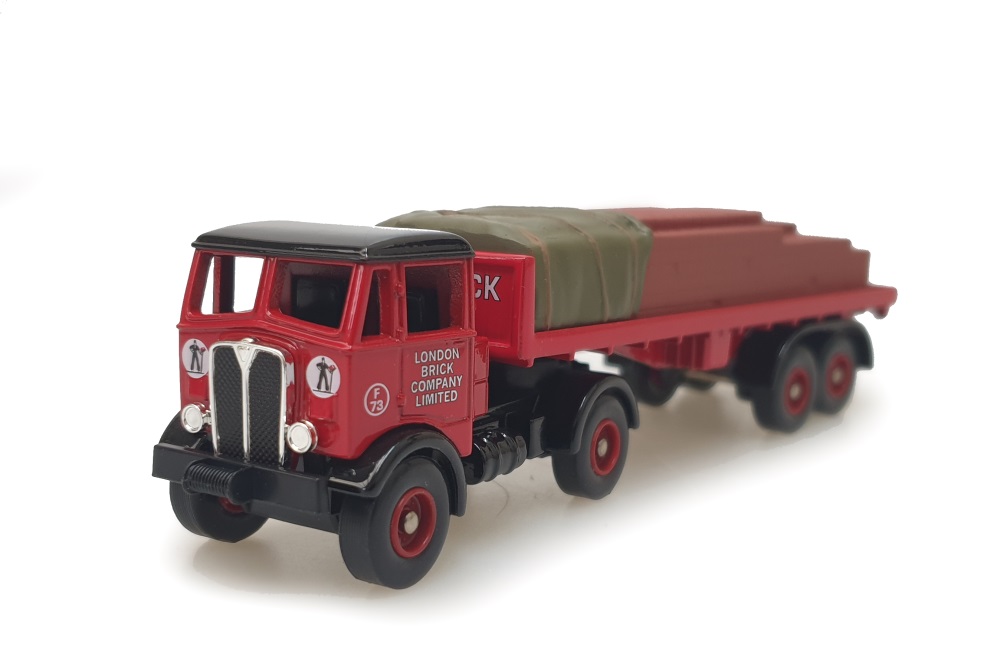 LLEDO TRACKSIDE DG149000 AEC 1/76 Mammoth Flatbed Trailer with Brick Load 