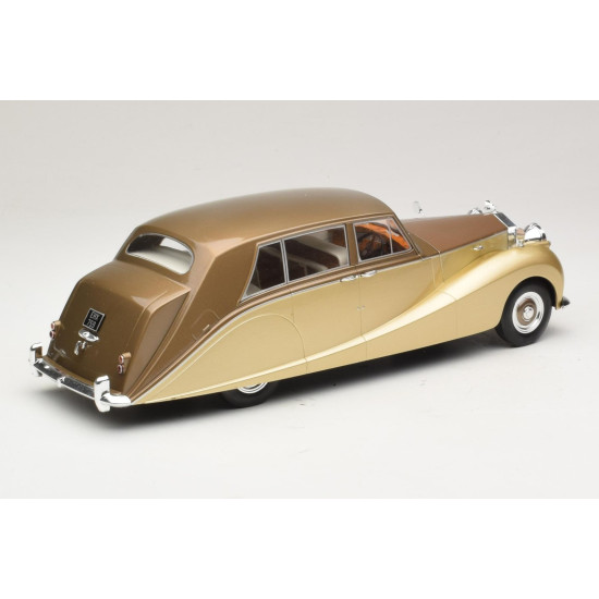 1/18 ROLLS ROYCE SILVER WRAITH EMPRESS BY HOOPER BROWN/GOLD 1956 MCG18000