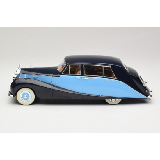 1/18 ROLLS ROYCE SILVER WRAITH EMPRESS BY HOOPER BLACK/BLUE 1956 MCG18051