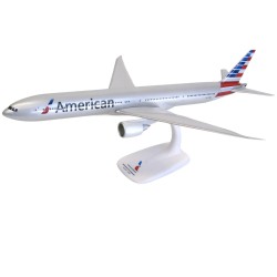 PPC 1/200 AMERICAN AIRLINES B777-300ER (PLASTIC SNAP-FIT MODEL) 222185