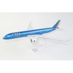 PPC 1/200 ITA AIRWAYS AIRBUS A350-900 222994 (PLASTIC SNAP-FIT MODEL)