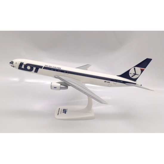 PPC 1/200 LOT POLISH AIRLINES B767-300 (PLASTIC SNAP-FIT MODEL) 223106