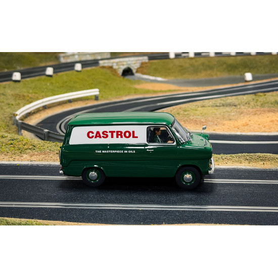SCALEXTRIC 1/32 FORD TRANSIT MK1 - CASTROL C4648