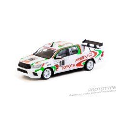 1/64 TOYOTA HILUX WHITE T64-041-WH2