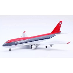 1/200 NORTHWEST AIRLINES BOEING 747-451 N666US WITH STAND B-744-666